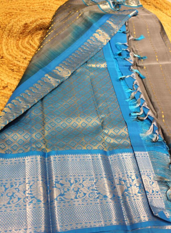 Grey & Blue Vertical Stripe Buttas with Big Border Pure Kanchi Silk Saree - Image 2