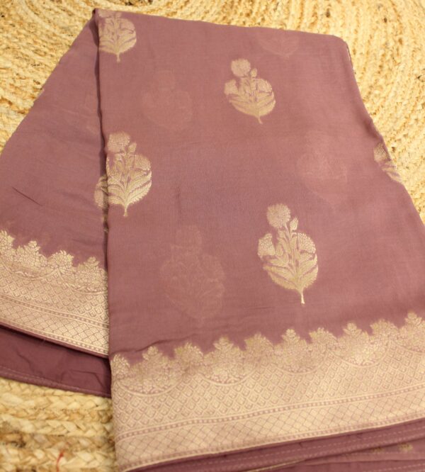Floral Butta Georgette Saree - Image 5
