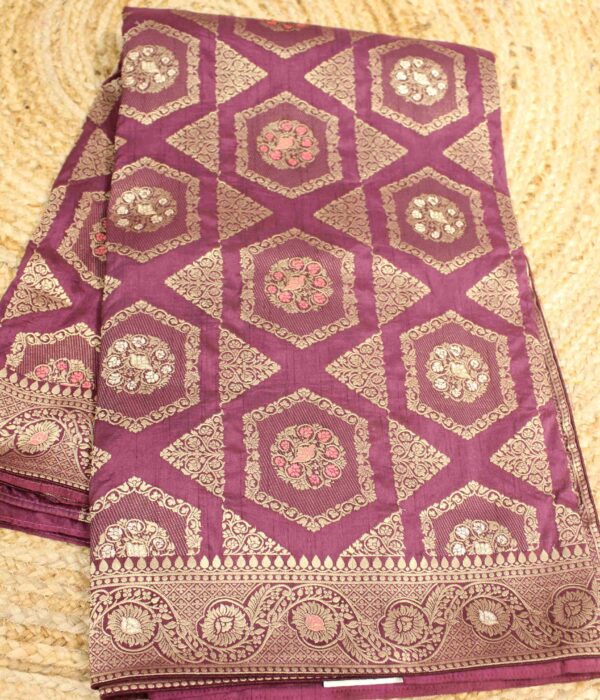 Zari Woven Geometrical Semi Banaras Saree