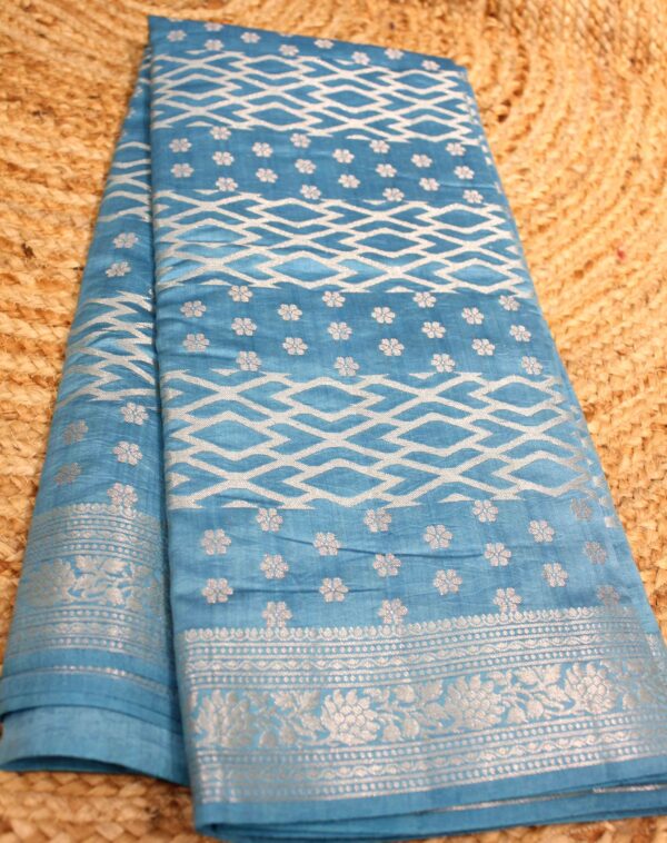 Pure Chiniya Silk Floral & Geometrical Buttas Banaras Saree - Image 2