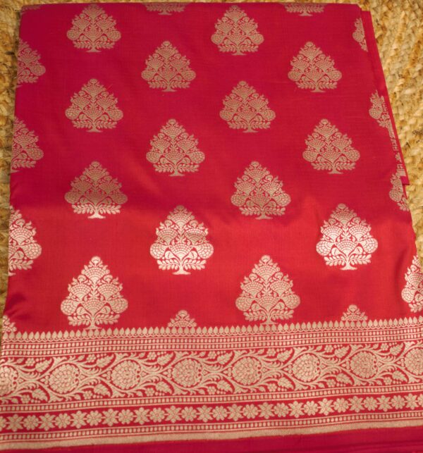Pinkish Orange Zari Buttas Pure Katan Banaras Silk Saree - Image 2