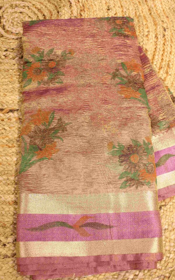 Floral Printed and Zari Border Crushed Tissue Saree - Image 4