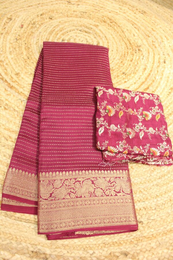 Zari Horizontal Stripes Crepe Saree - Image 2