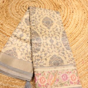 Alternative view of Printed Jaal with Cross Stich Border Saree