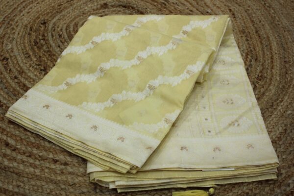 Jaal with Zari Buttas Cotton Saree - Image 3