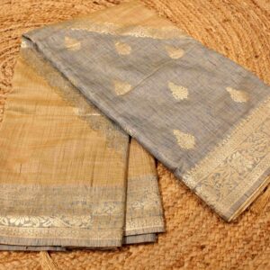 Alternative view of Gold Zari Woven Buttas Tussar Saree