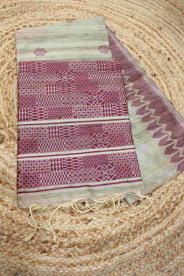 Floral Motifs Semi Tussar Saree - Image 3