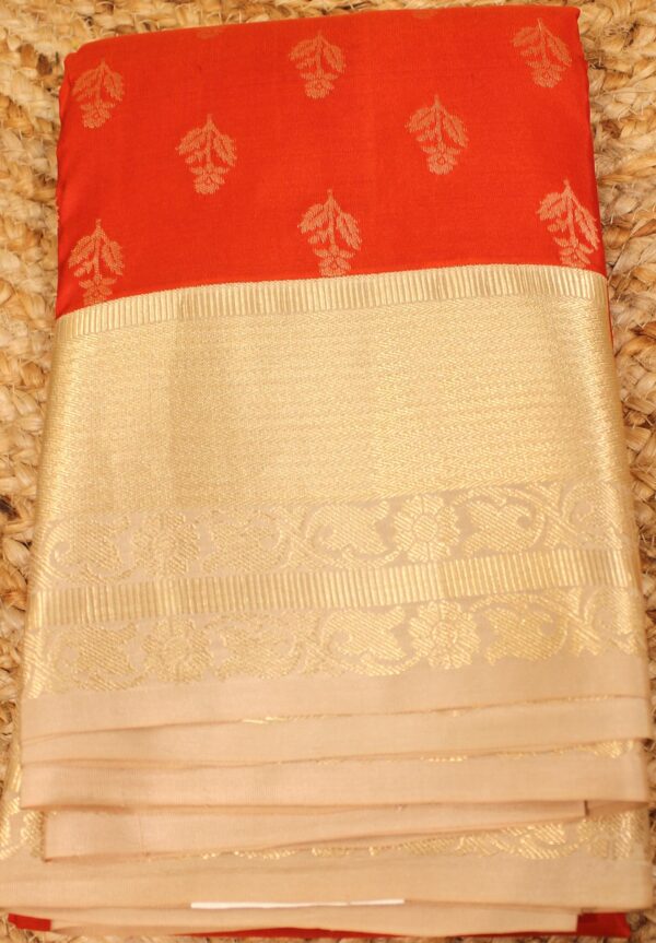 Red & Beige Floral Zari Buttas Pure Kanchi Silk Saree