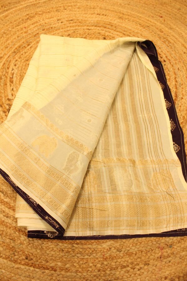 Horizontal Zari lines and Buttas with contrast blouse Mangalgiri Semi Silk - Image 2