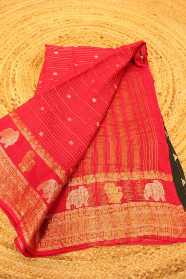 Horizontal Zari lines and Buttas with contrast blouse Mangalgiri Semi Silk - Image 6
