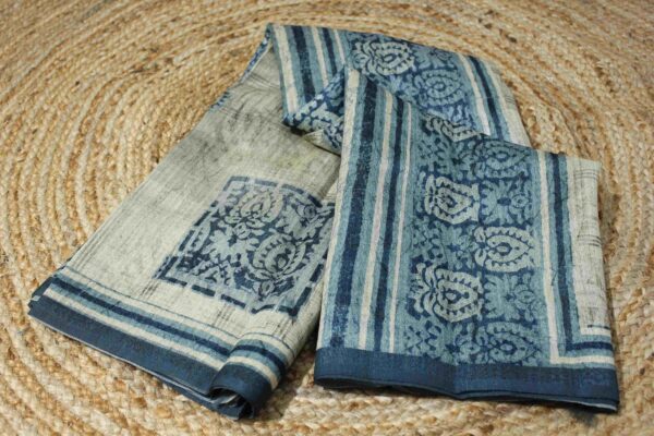 Geometrical prints Matka Tussar Saree - Image 2