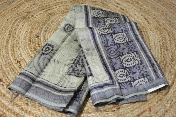 Geometrical prints Matka Tussar Saree - Image 3