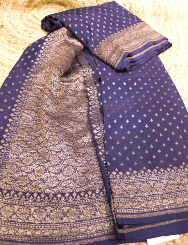 Navy Blue Small Floral Buttas Pure Crepe Chiffon Banaras Saree - Image 4