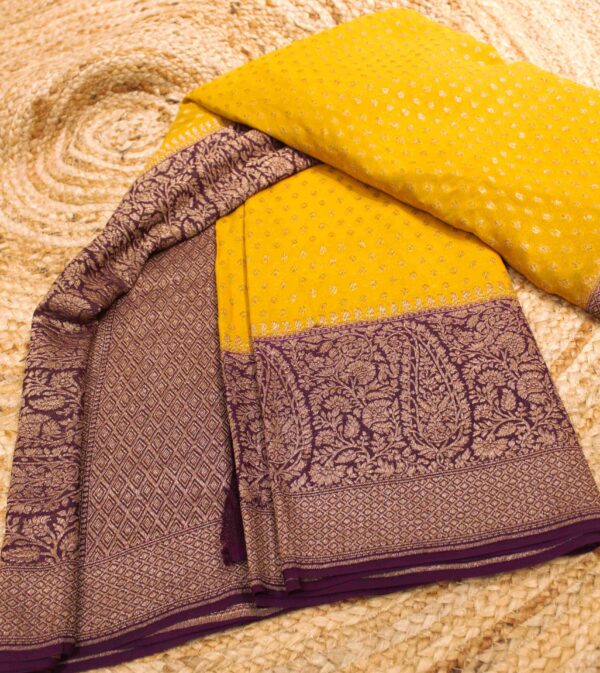 Floral Buttas with Mango Motifs Big Border Pure Khaddi Georgette Saree - Image 2