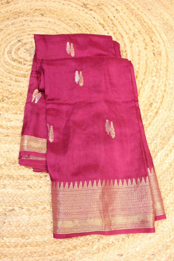 Zari Leaf Motifs with Temple Border Semi Crepe Banaras Saree