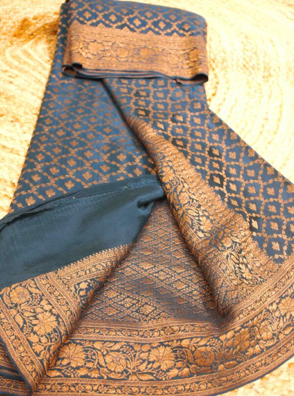 Peacock Blue with Antique Zari Jaal Pure Crepe Banaras Saree - Image 3