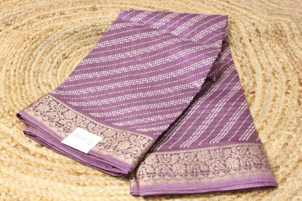 Diagonal Bandhani Prints Fancy Saree - Image 2