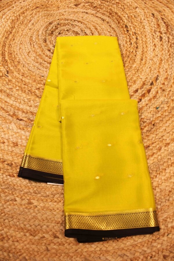 Small Border with Floral Buttas Pure Mysore Crepe Saree - Image 2