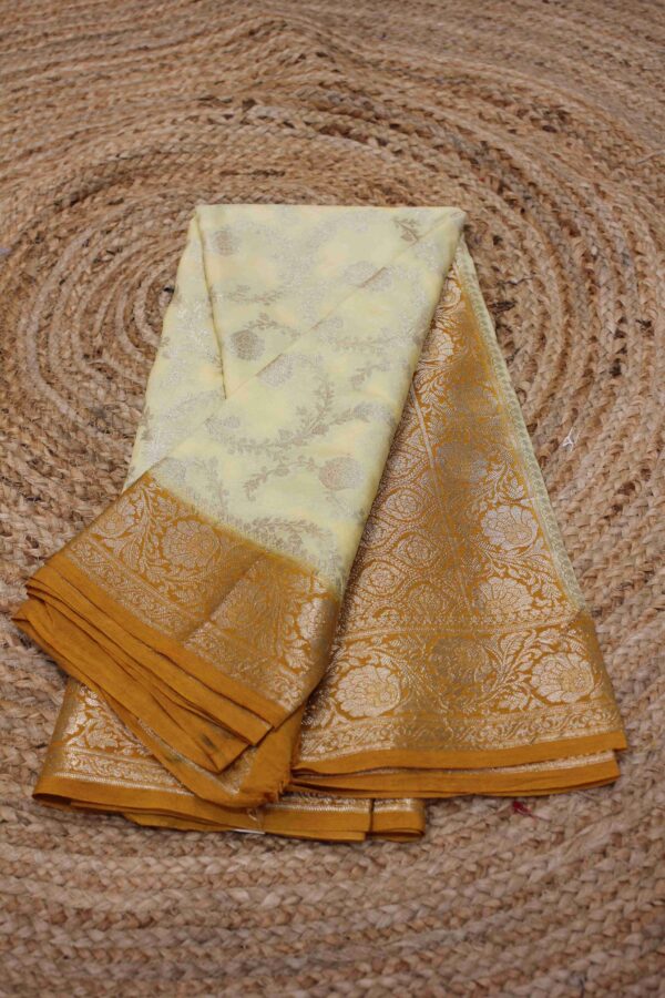 Zari Jaal Semi Banaras Silk Saree - Image 2