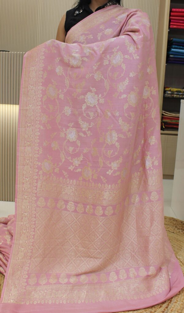 Floral Jaal Pure Tussar Georgette Banaras Saree