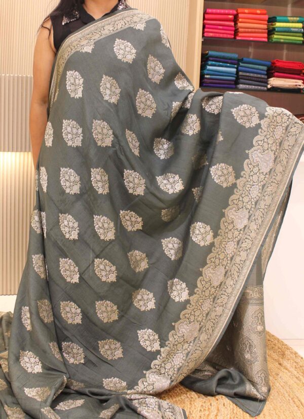 Zari Butta Pure Tussar Georgette Banaras Saree