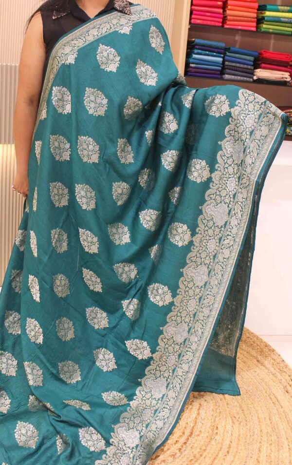 Zari Butta Pure Tussar Georgette Banaras Saree - Image 5