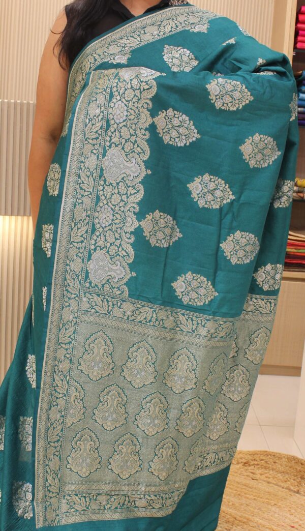 Zari Butta Pure Tussar Georgette Banaras Saree - Image 6