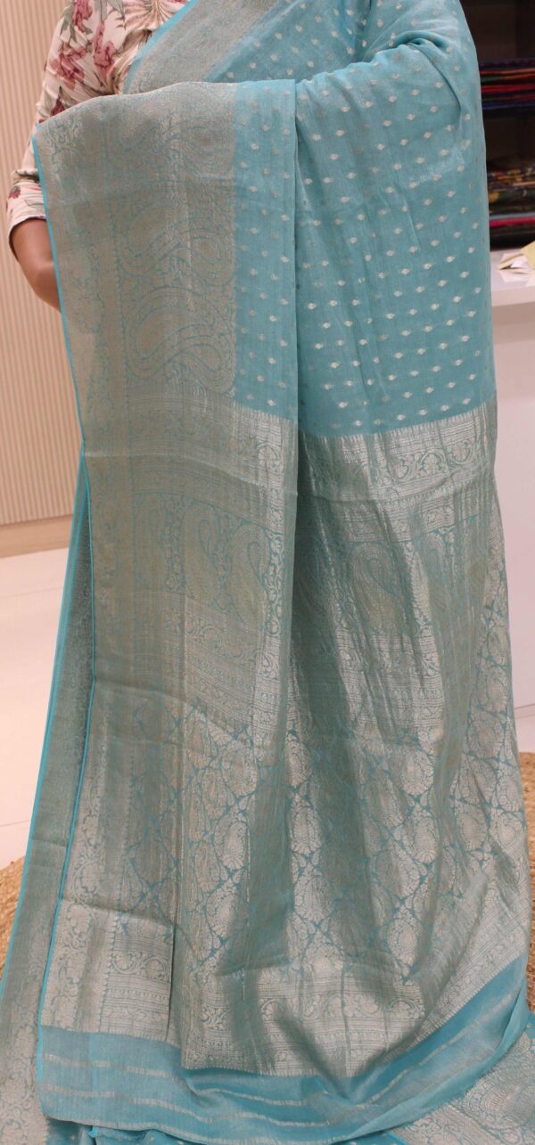 Platinum Zari Woven Small Buttas Tissue Georgette Pure Banaras Saree - Image 4