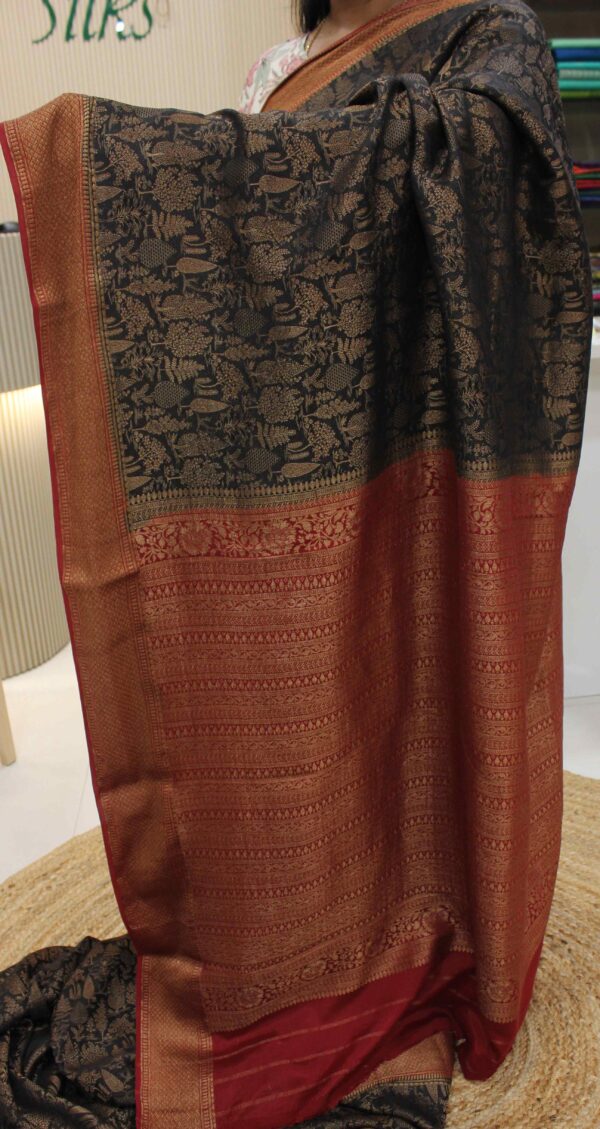 Black and Red with Zari Woven Jungle Theme Pure Crepe Banaras Saree - Image 2