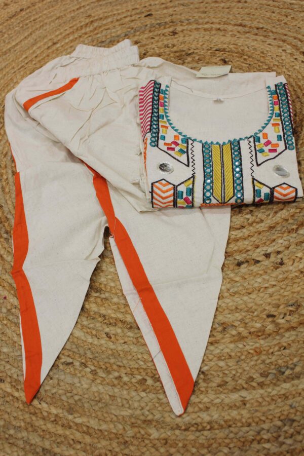 Offwhite Thread and Mirror work Linen Kurta with Dhoti Pant - Image 2