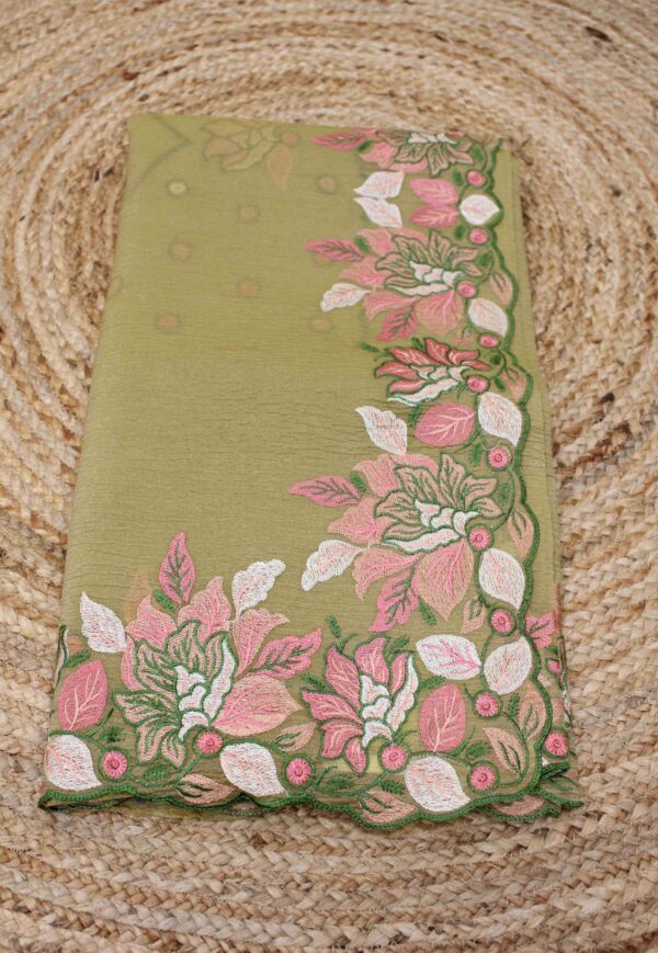 Scallop Border with Floral Embroidery Crush Tissue Saree - Image 3