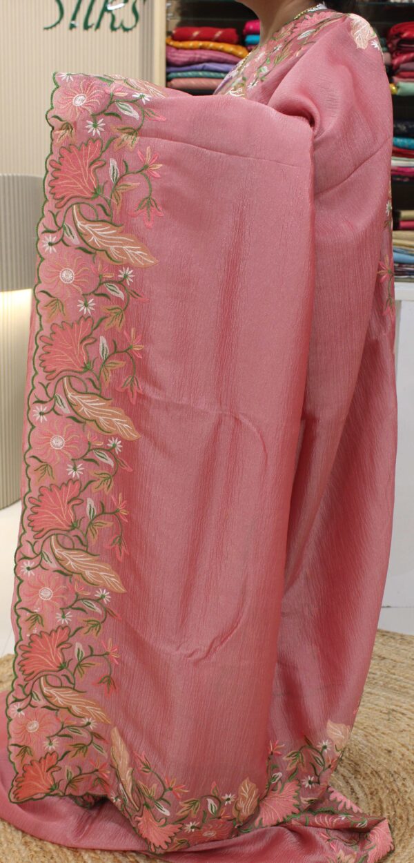 Scallop Border with Floral Embroidery Crush Tissue Saree - Image 4