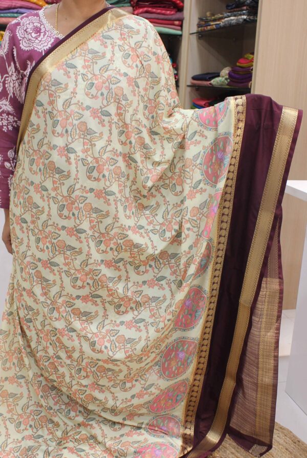 Kalamkari Floral Printed with Bentex Border Semi Mysore Crepe Saree - Image 2