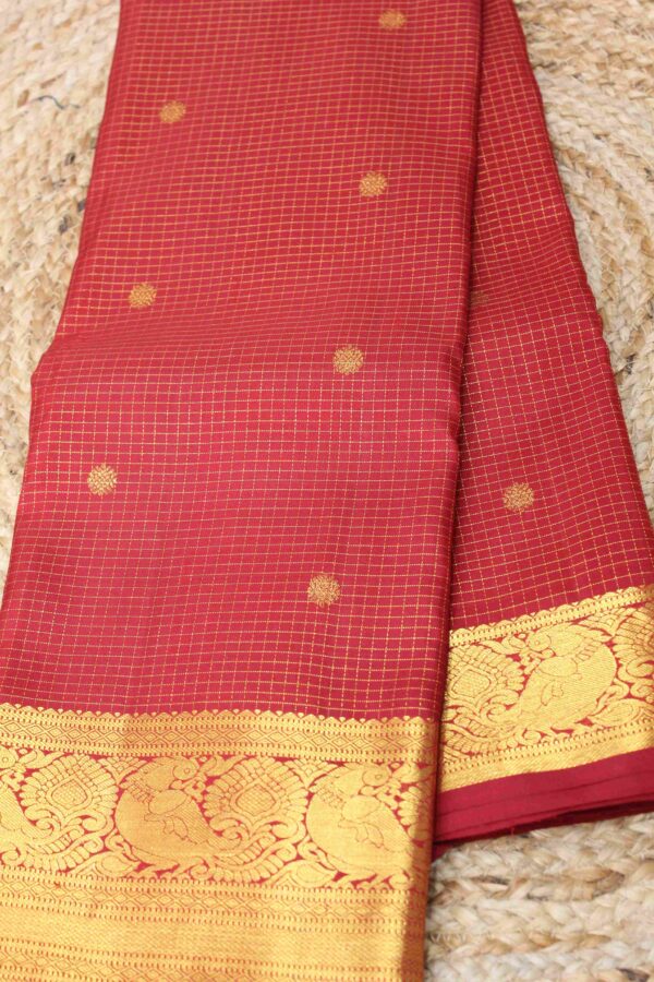 Red Checks & Buttas Pure 3gm Zari Handloom Kanchi Silk Saree - Image 2