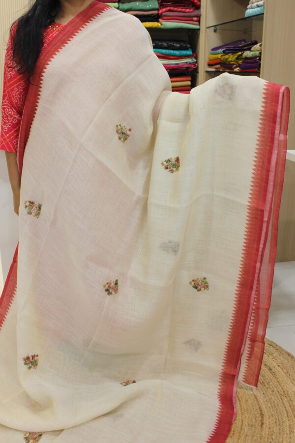 Embroidery Floral Motifs and Kantha Work Linen Tissue Saree - Image 2