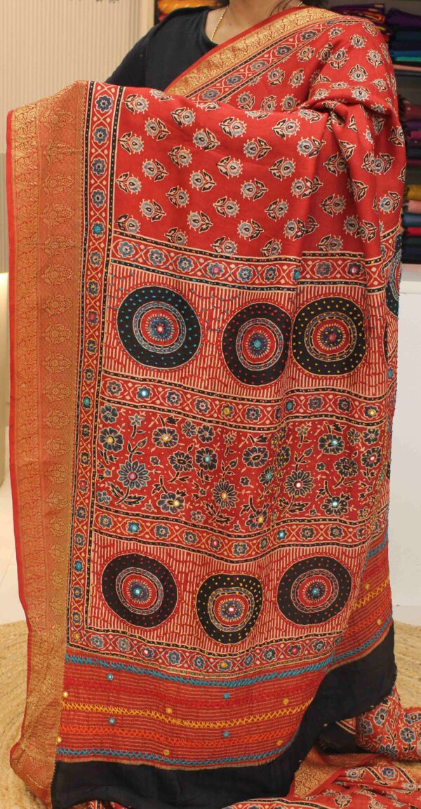 Black & Red Knot Kantha work with Ajrakh Prints Pure Dola Silk Saree - Image 2