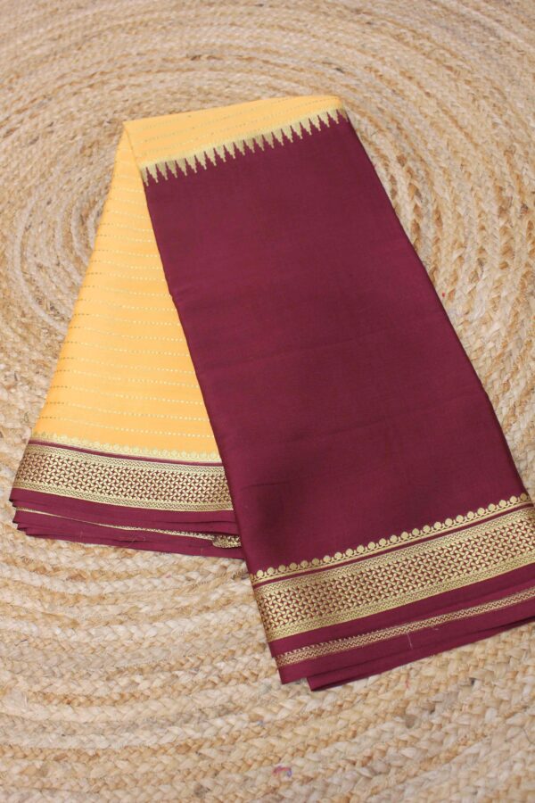 Half & Half Zari Woven Horizontal Dotted Stripes Pure Mysore Crepe Silk Saree - Image 2