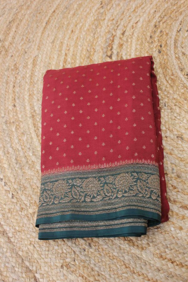 Maroon & Green Pure Khaddi Crepe Chinnon Saree - Image 2