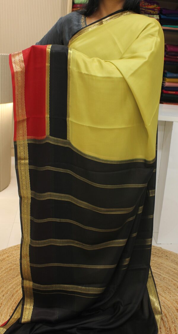 Plain with Gap Border 3D Pure Mysore Crepe Silk Saree - Image 6