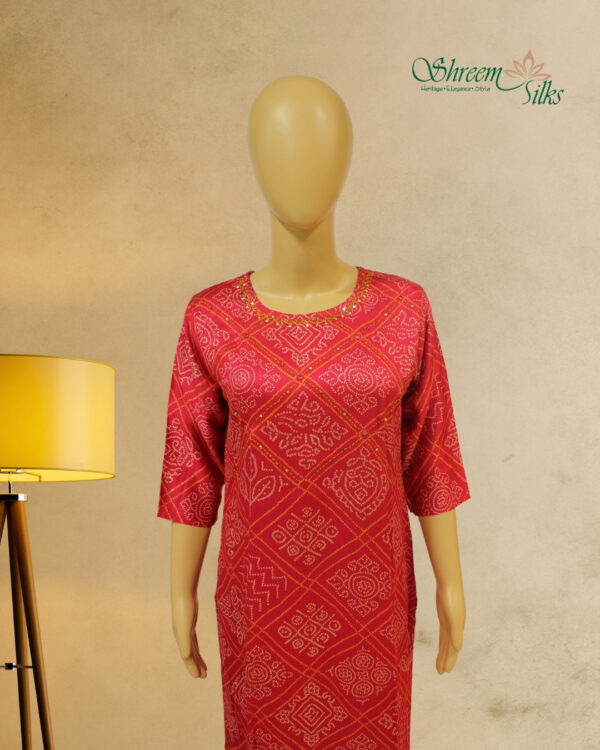 Red Bandhani Prints with Sequence Work Kurta - Image 2