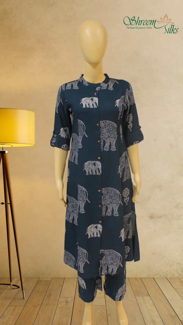 Blue & White Printed Kurta Set