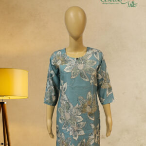Alternative view of Teal Blue with Big Floral Prints Kurta and Bottom