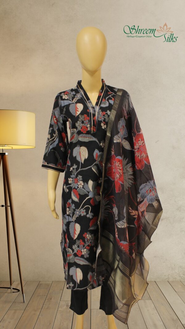 Black with Grey & Red Prints Kurta Set