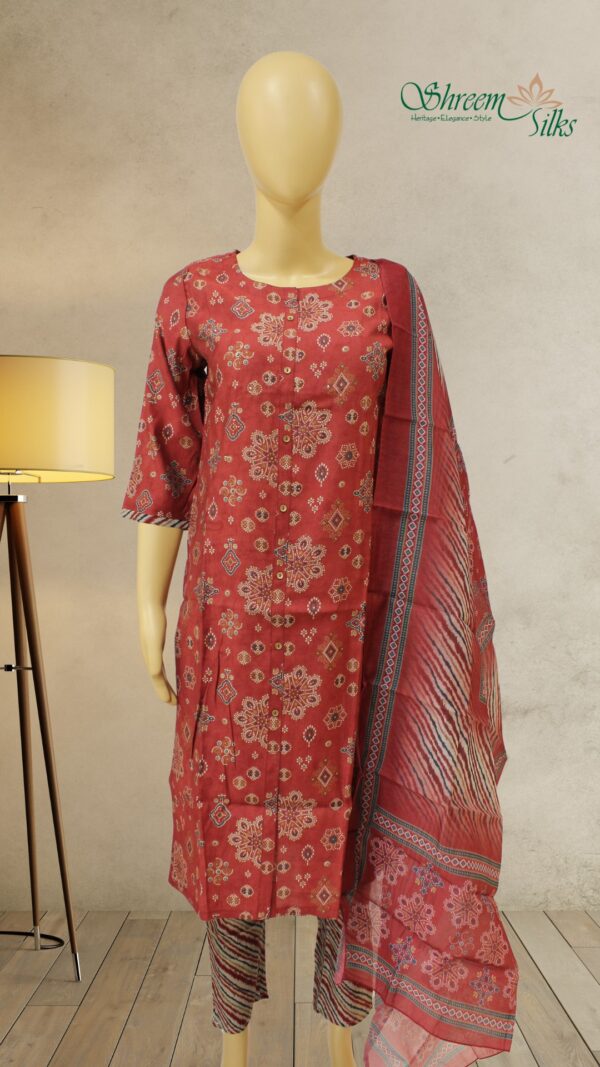 Maroon & Grey Printed Kurta Set