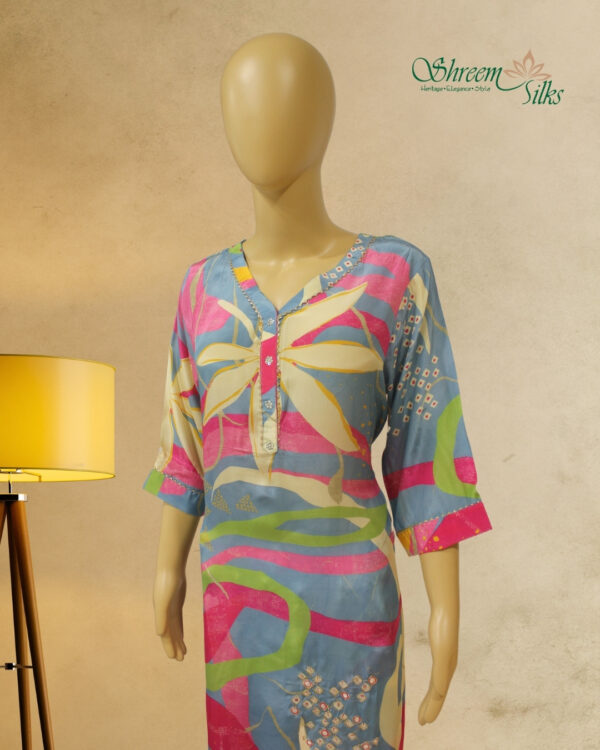 Blue & Pink Prints with Zardosi Work Kurta Set - Image 3