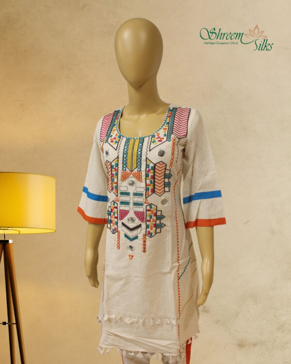 Offwhite Thread and Mirror work Linen Kurta with Dhoti Pant - Image 3