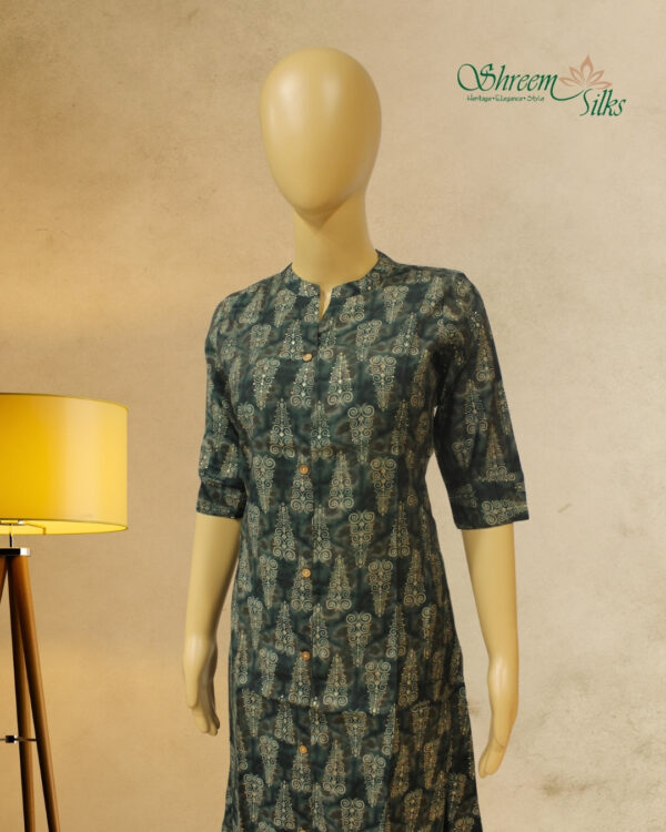 Bottle Green Kurta with Vintage Prints - Image 2