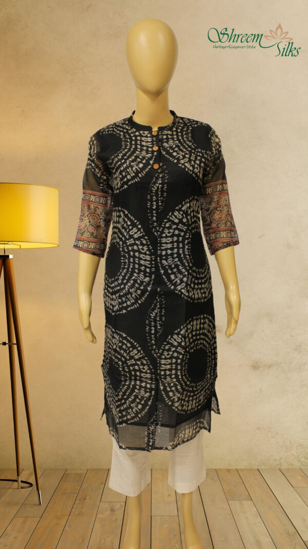 Black with White Shibori Prints Kurta