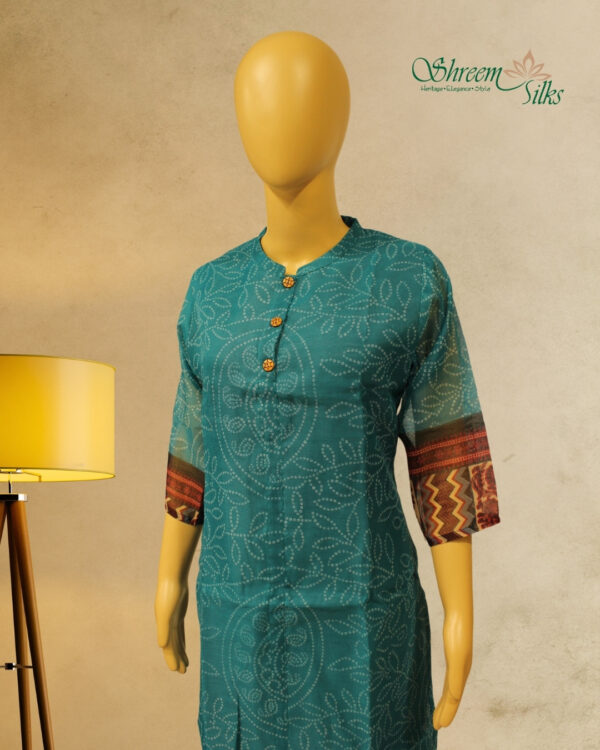 Turquoise Blue with White Bandhani Prints Kurta - Image 2