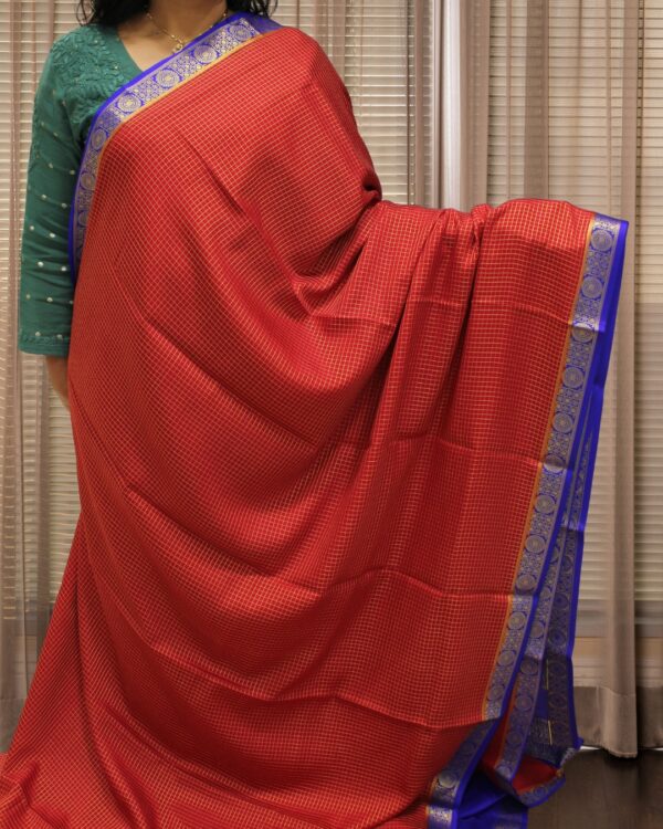 Small Checks Pure Mysore Crepe Silk Saree - Image 4
